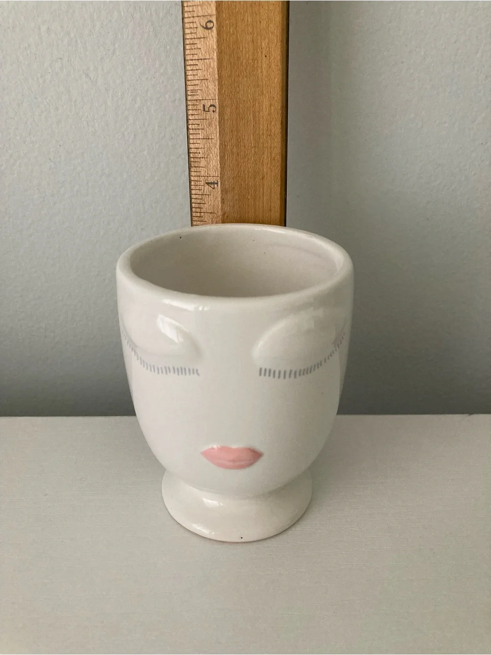 Pier 1 planter